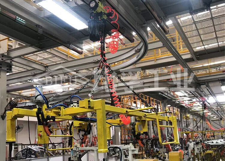 汽車(chē)主機(jī)廠(chǎng)氣動(dòng)葫蘆案例